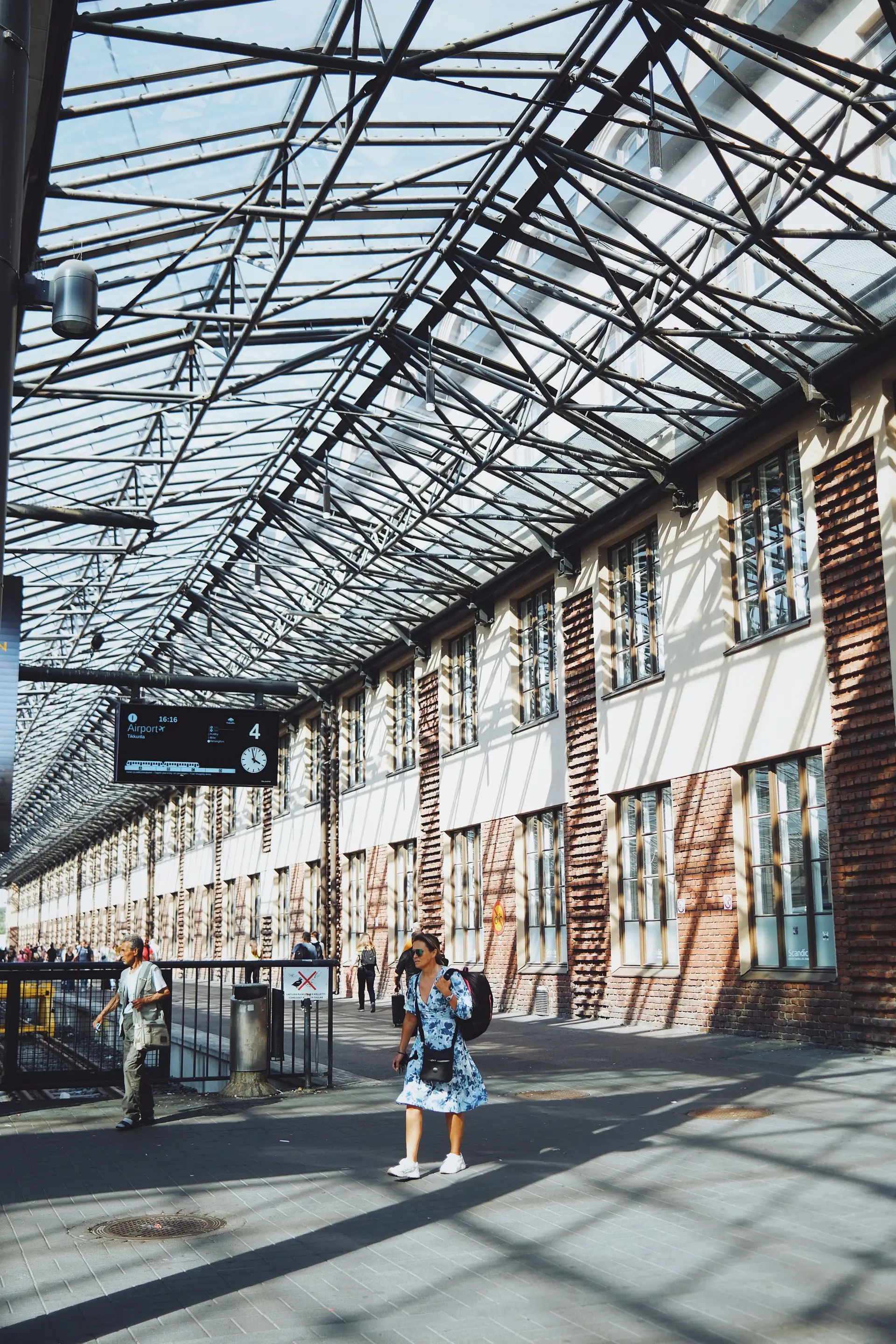 Moderni metroasema Helsingissä